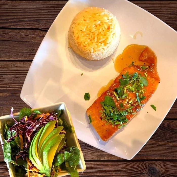 Salmon with 2 Sides.