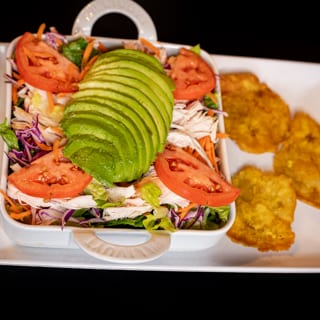 Salad pulled chicken with one side